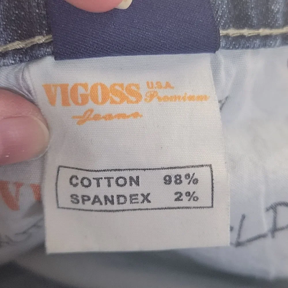 Vigoss. Capri jeans. Size 9/10. Embroidery. Sun, Peacock. EUC